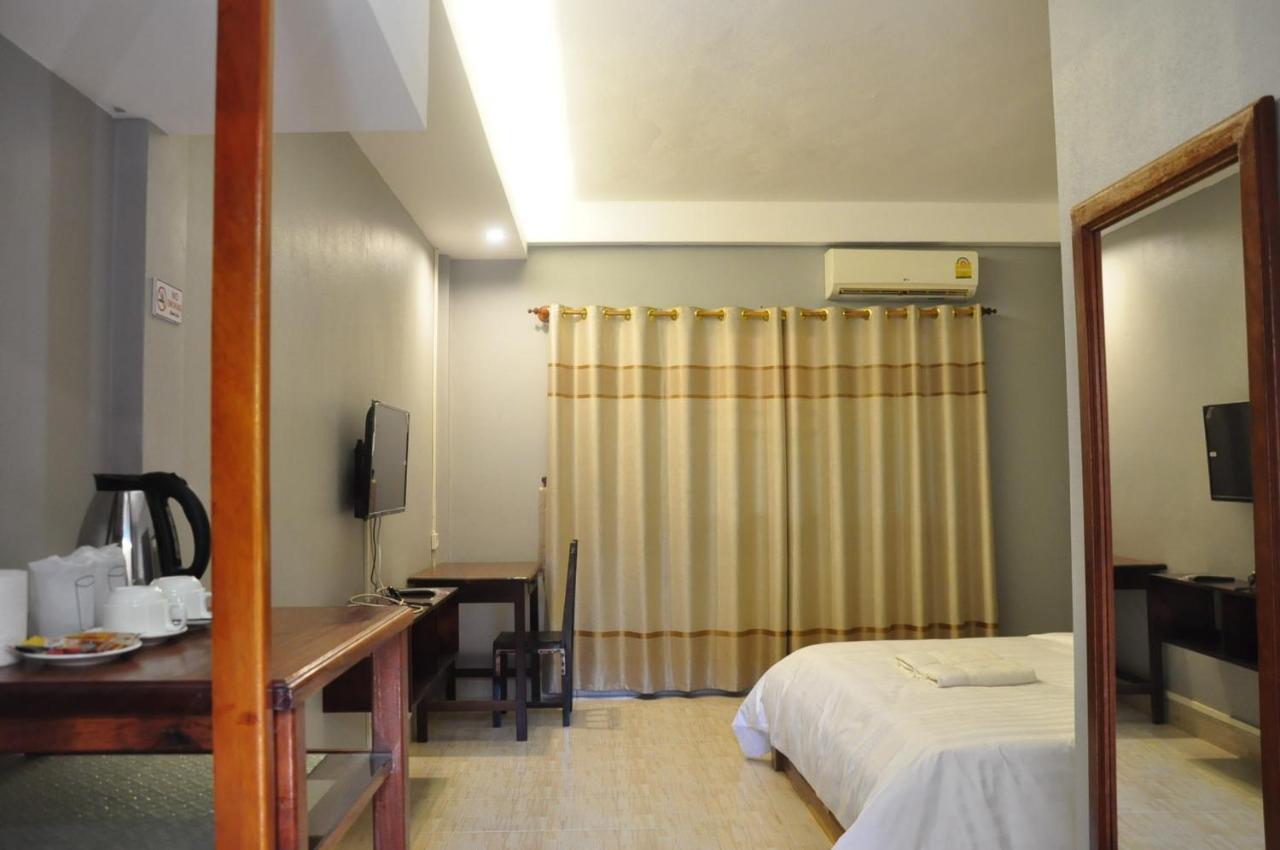 Pilgrim'S Kitchen & Inn Savannakhet Buitenkant foto