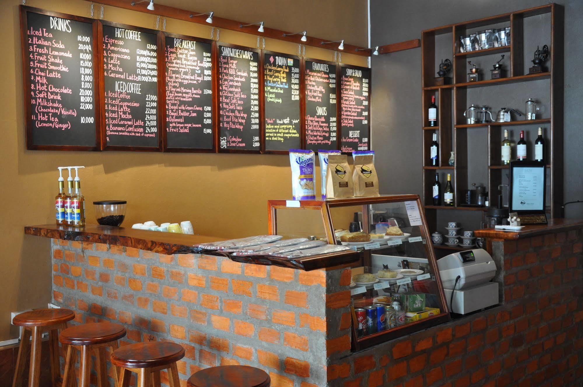 Pilgrim'S Kitchen & Inn Savannakhet Buitenkant foto